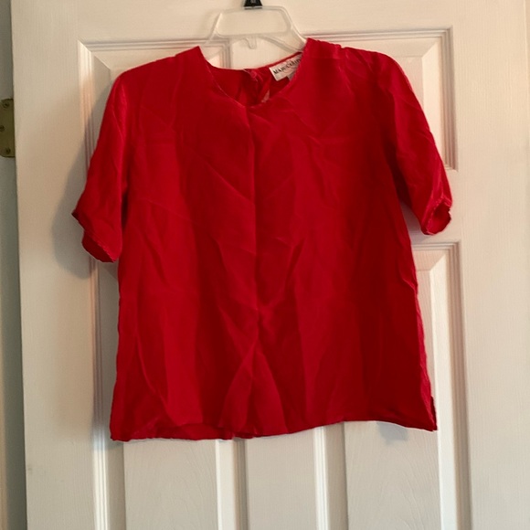 blouse - Picture 1 of 3